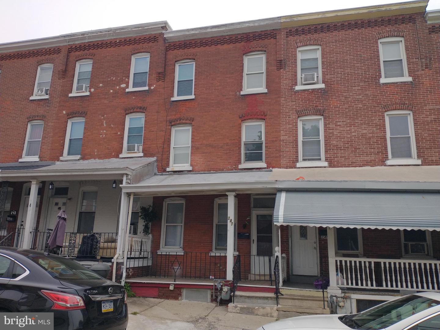 247 E Oak Street