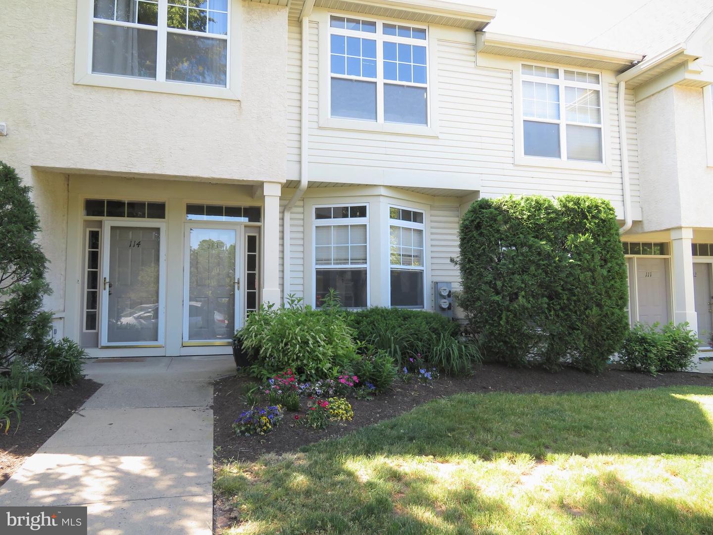 113 Dresher Woods Drive