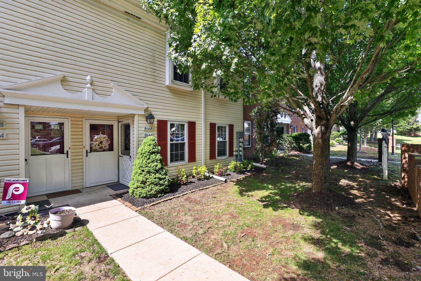 914 Stockton Court #a