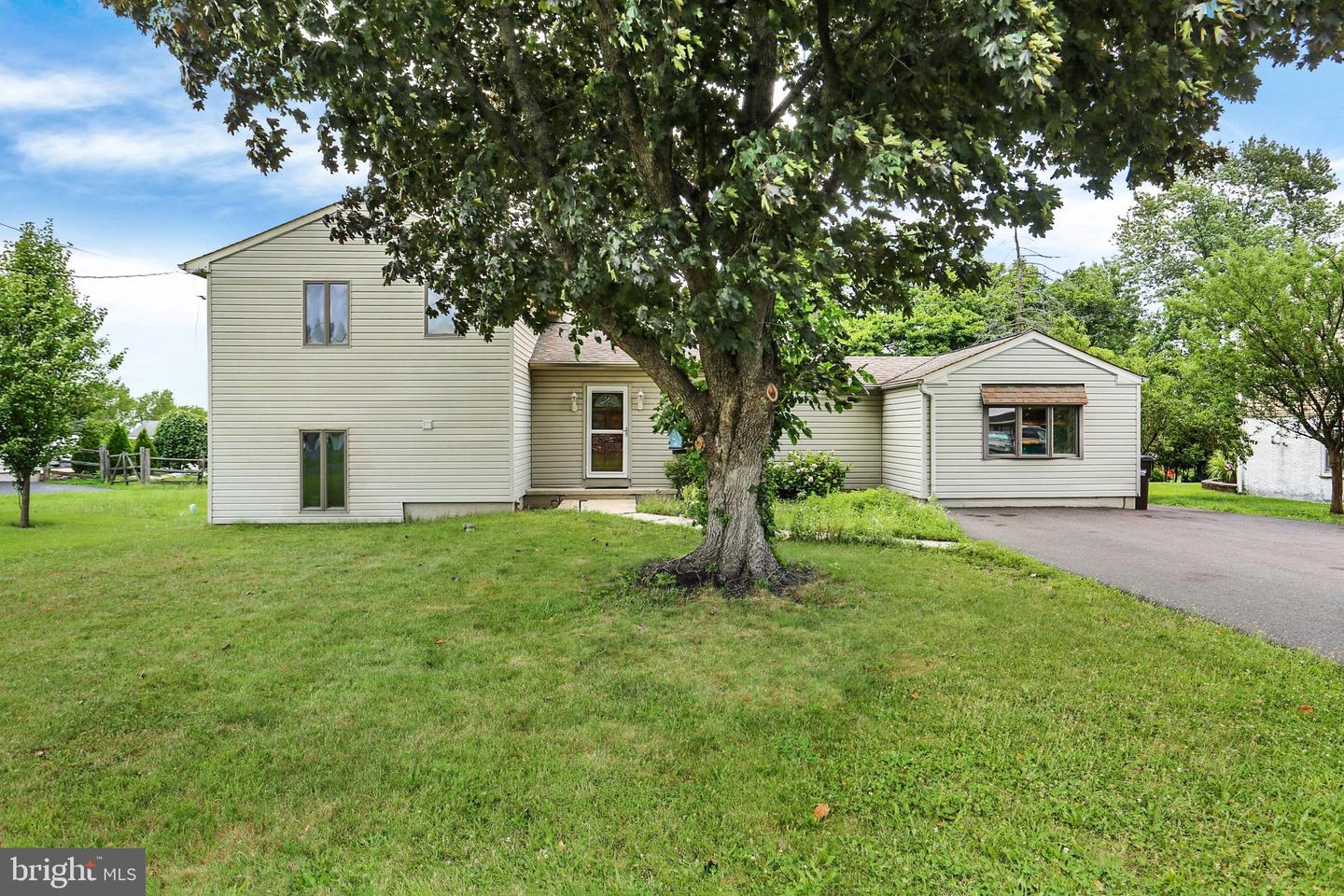 1034 Ethel Avenue