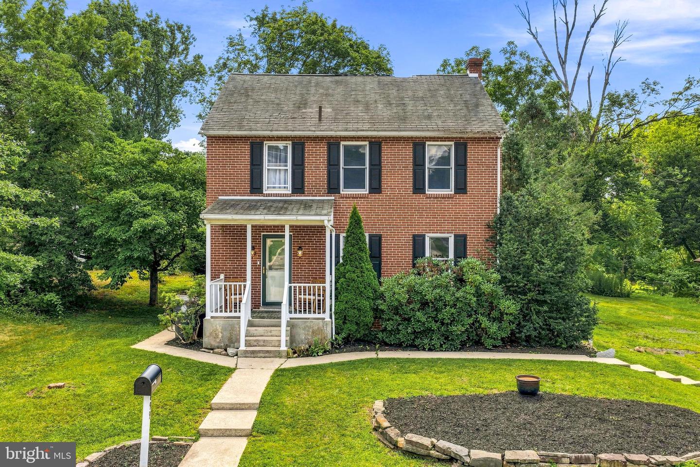 499 Manatawny Street