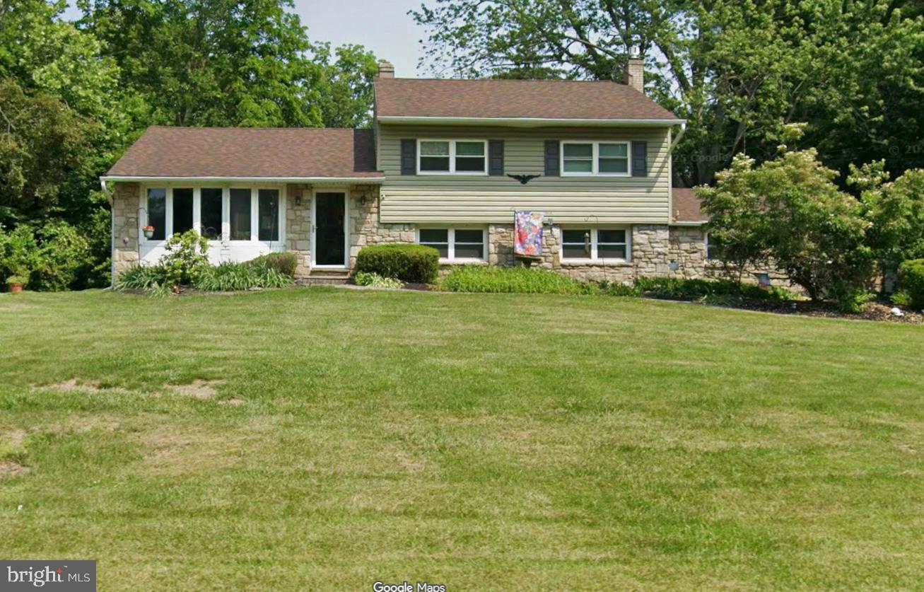 708 Oak Terrace Drive