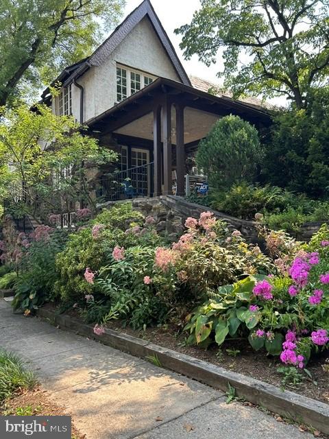 120 Edgehill Road