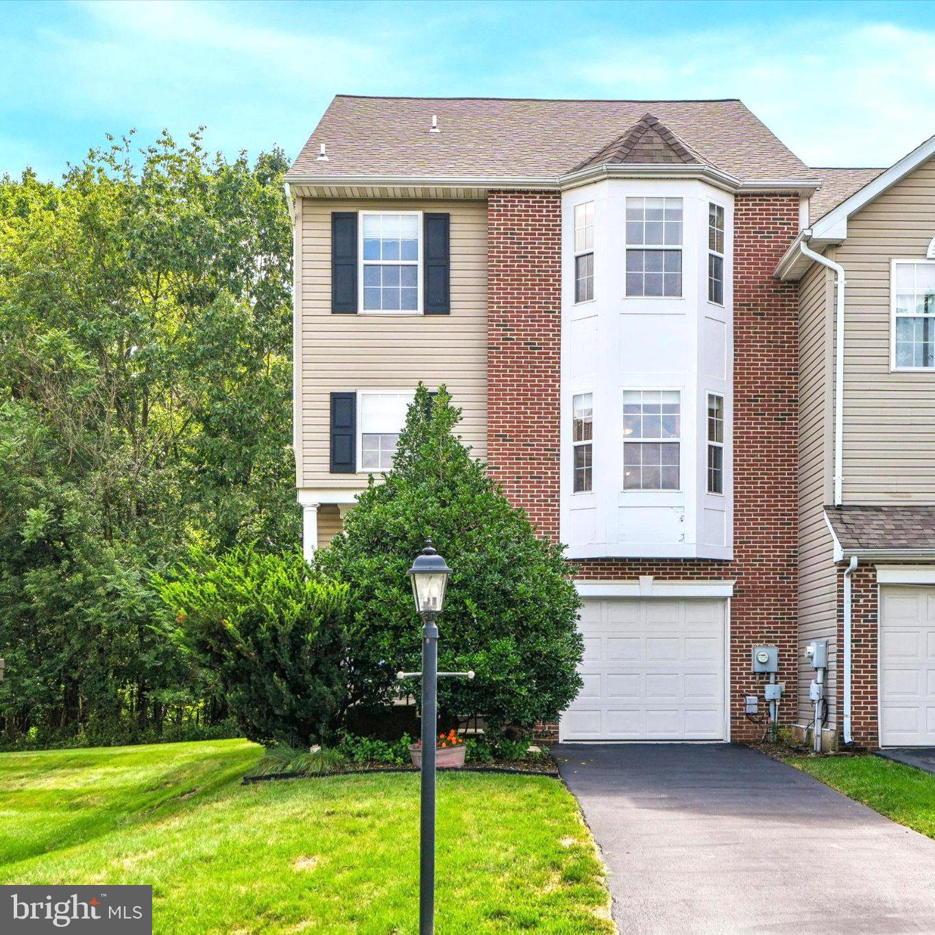 74 Hunt Club Drive