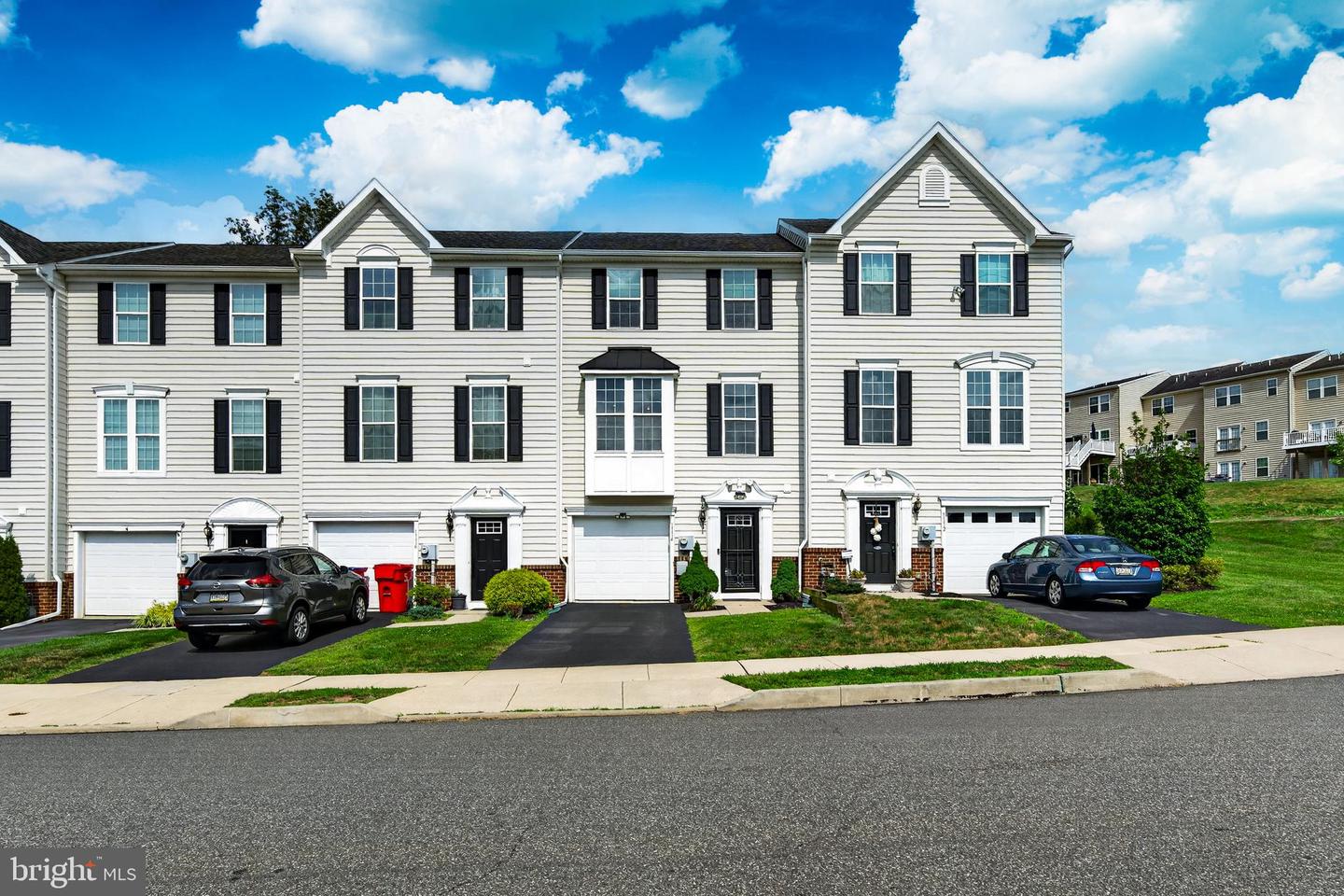 1114 Sageview Drive