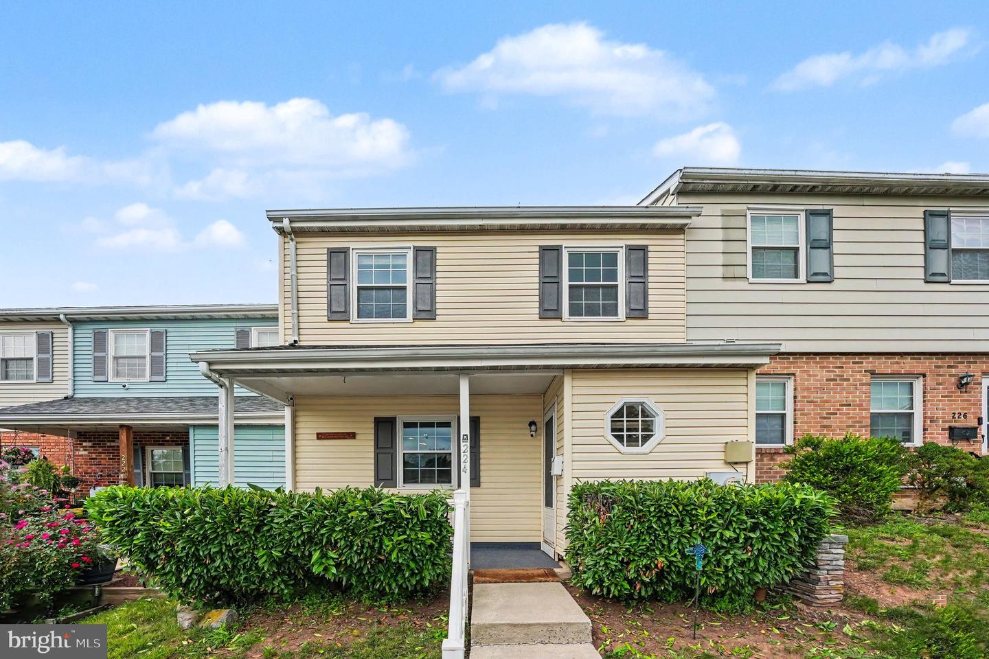 224 Lexington Road