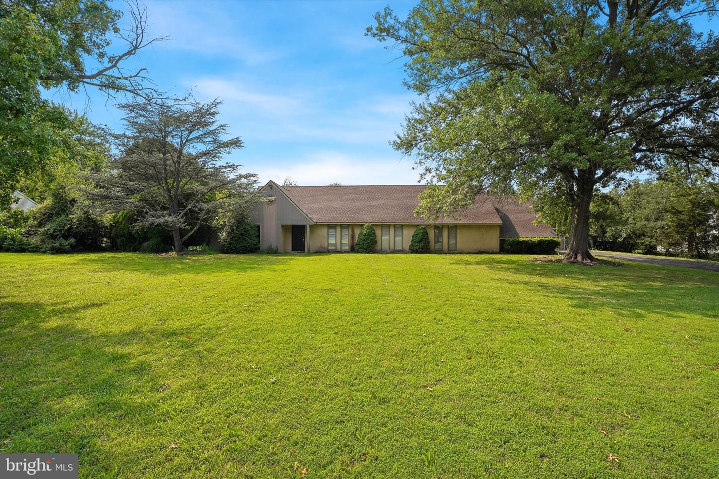 406 Lower State Road