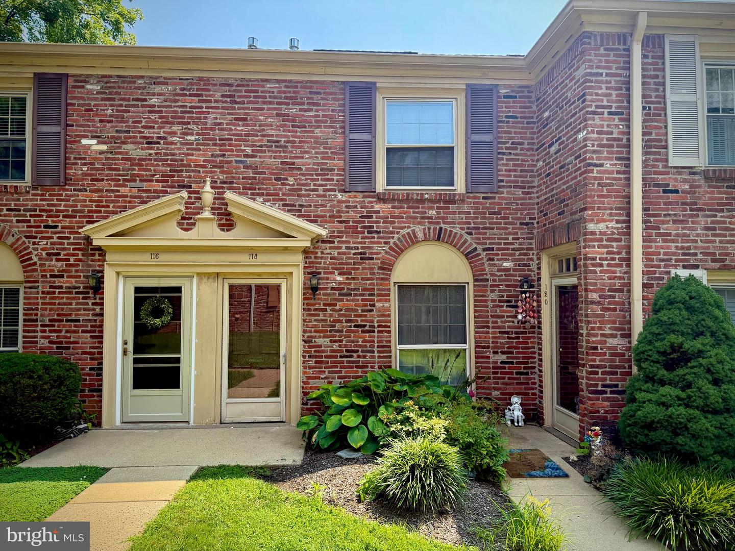 118 Cheshire Drive
