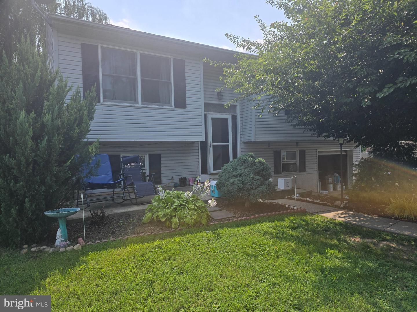 970 Valley Lane