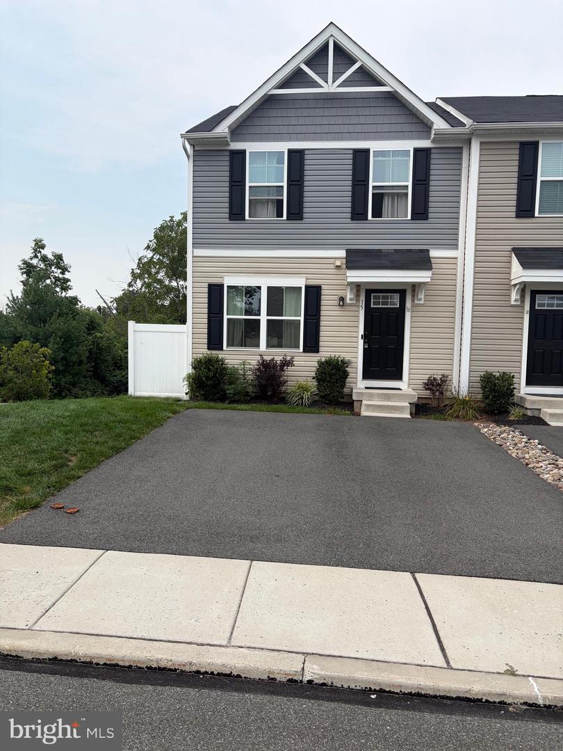 15 Castle Drive