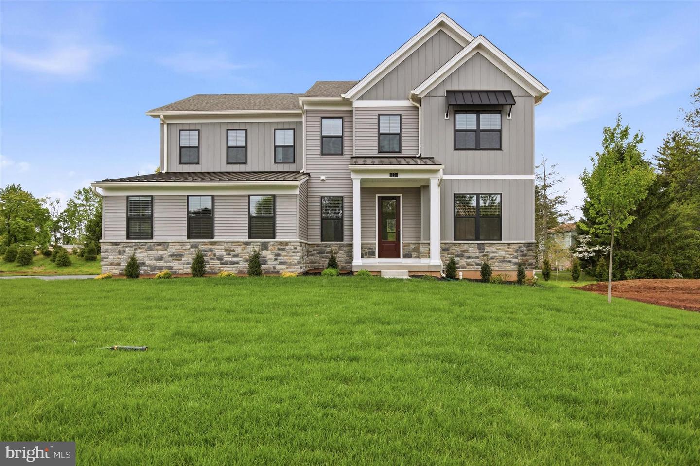 12 Foxtail Court