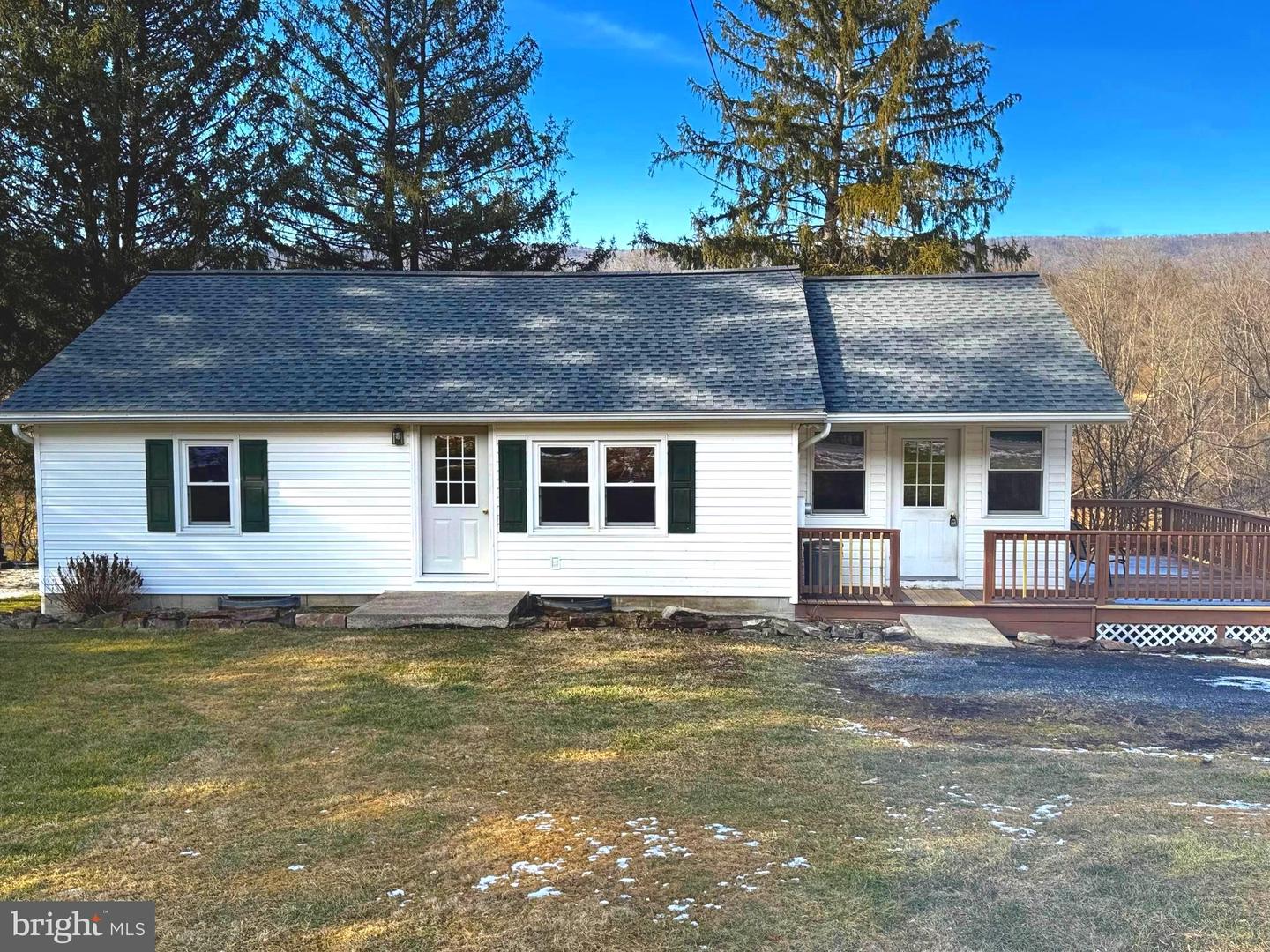 1219 Vira Road, Lewistown