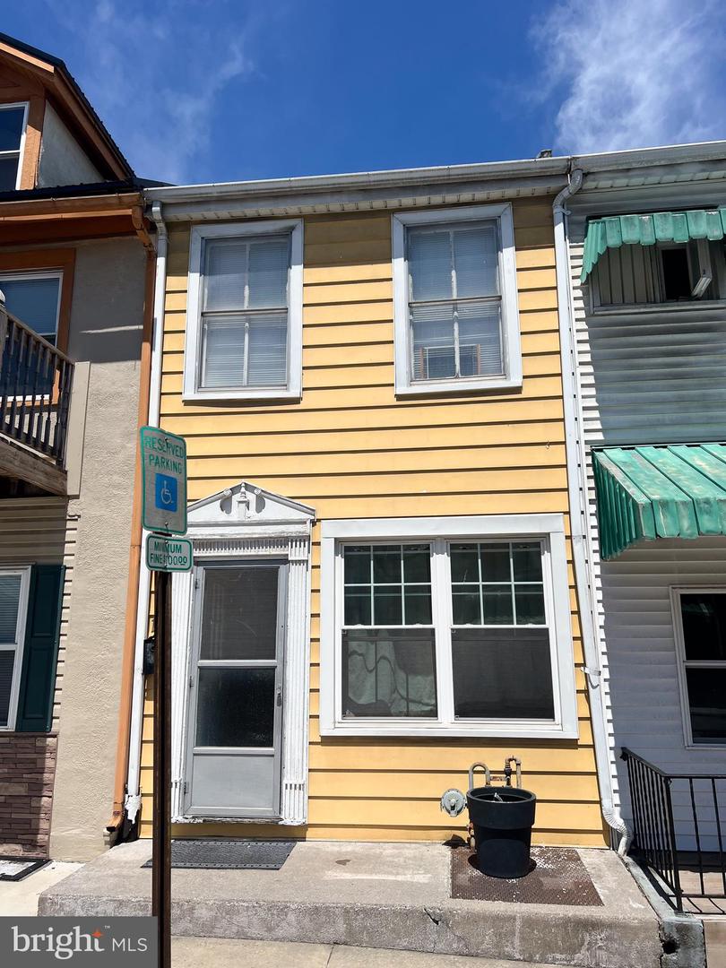 141 Third Street W, Lewistown