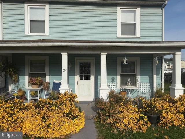 27 Henrietta Street, Lewistown