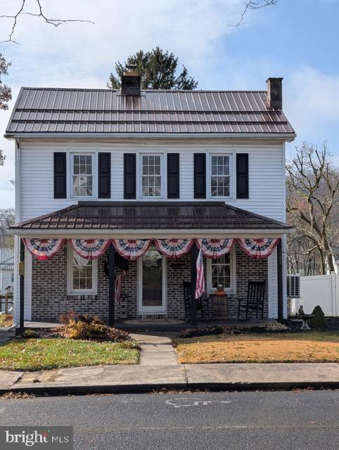 420 Locust Street, Burnham