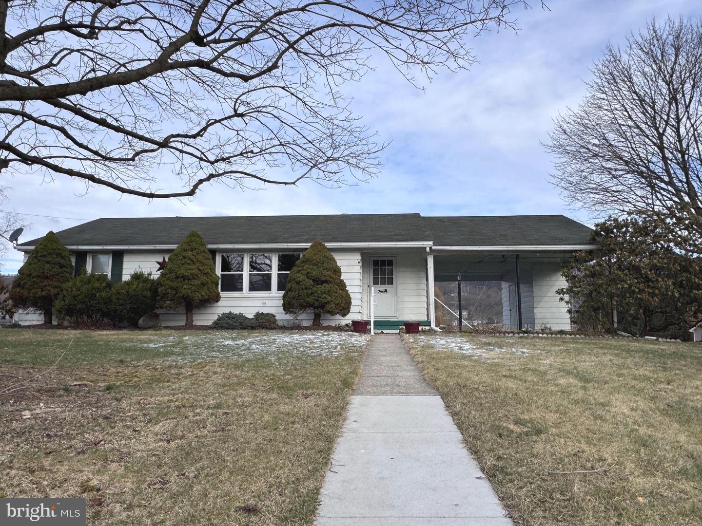 15 Bridgeview Drive, Lewistown