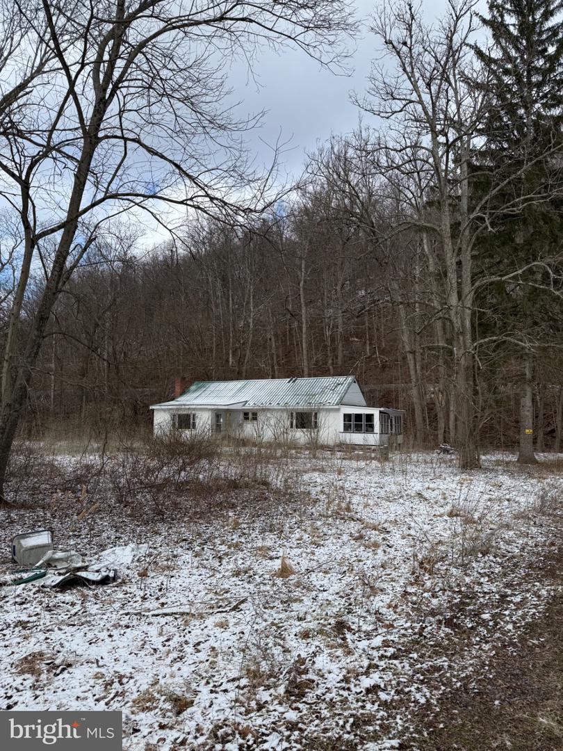 35 Hibridge Circle