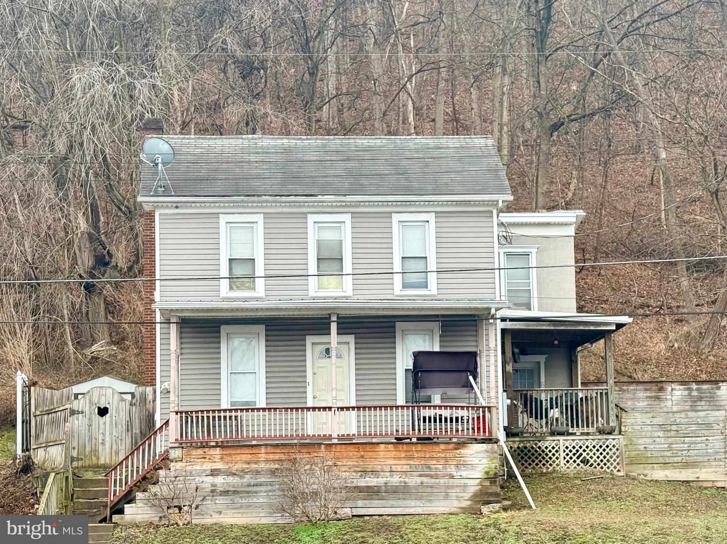 202 S Logan Boulevard, Burnham