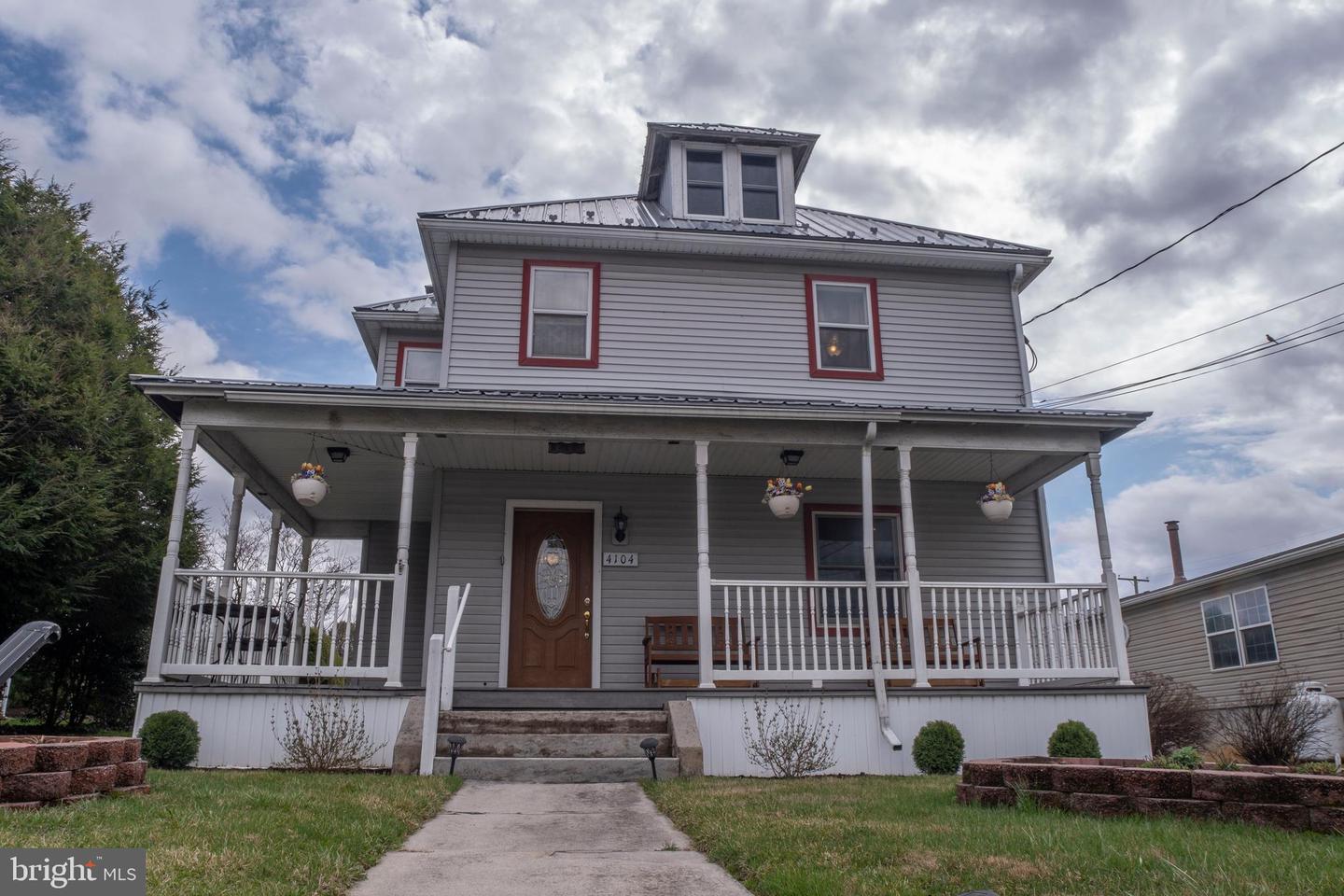 4104 E Main Street, Belleville