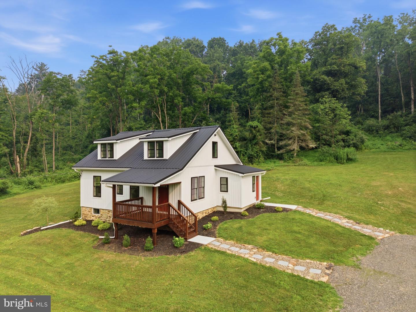 667 Summit Road, Mcclure