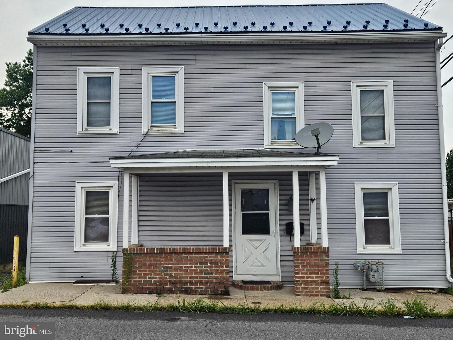 10 South Pine