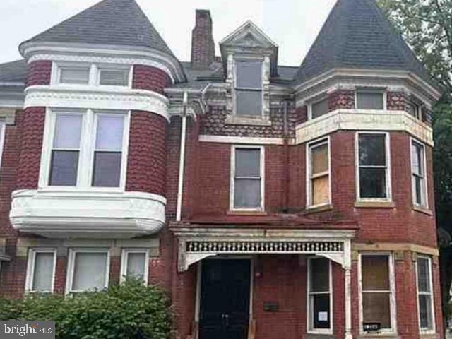 208 Church Street, Danville