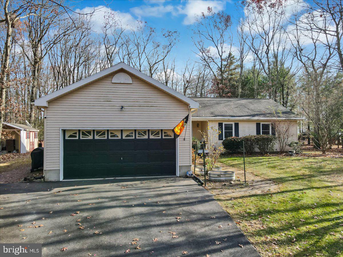 14 Whippoorwill Drive, Saylorsburg