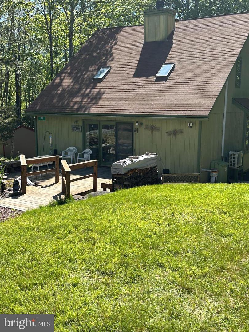 202 Tepee Drive, Pocono Lake