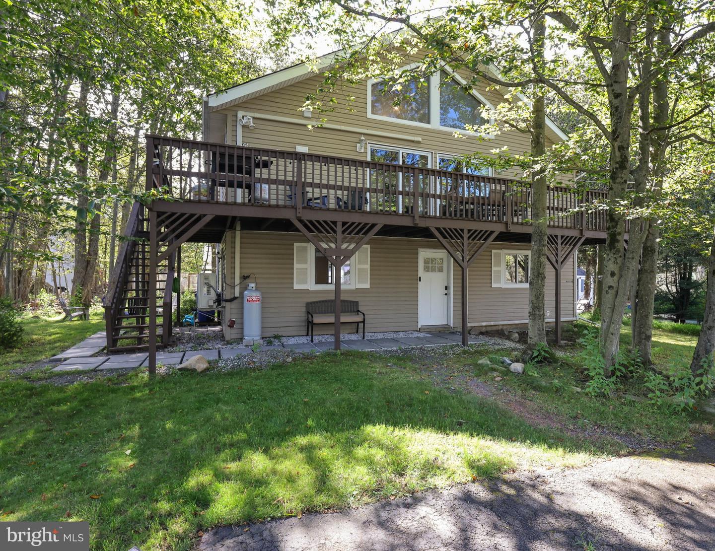 6323 Ventnor Drive, Tobyhanna