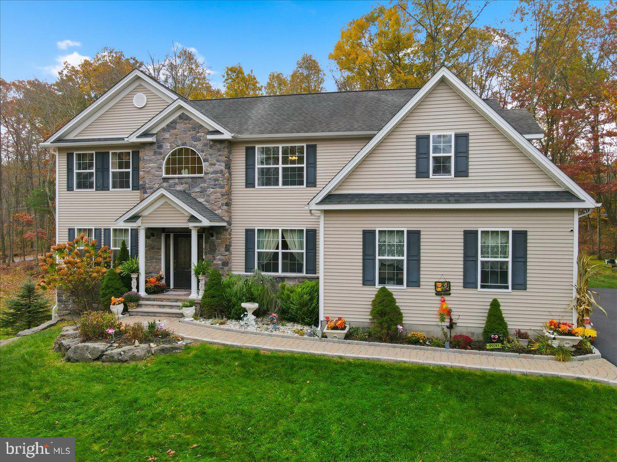 603 Washington Crossing, East Stroudsburg
