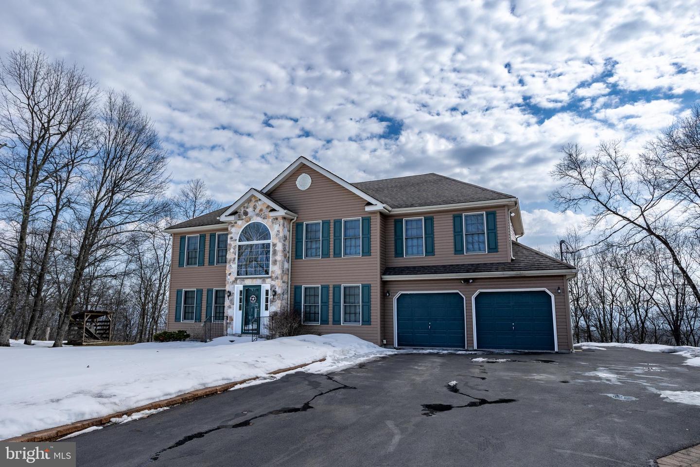 337 Clicko Lane, East Stroudsburg