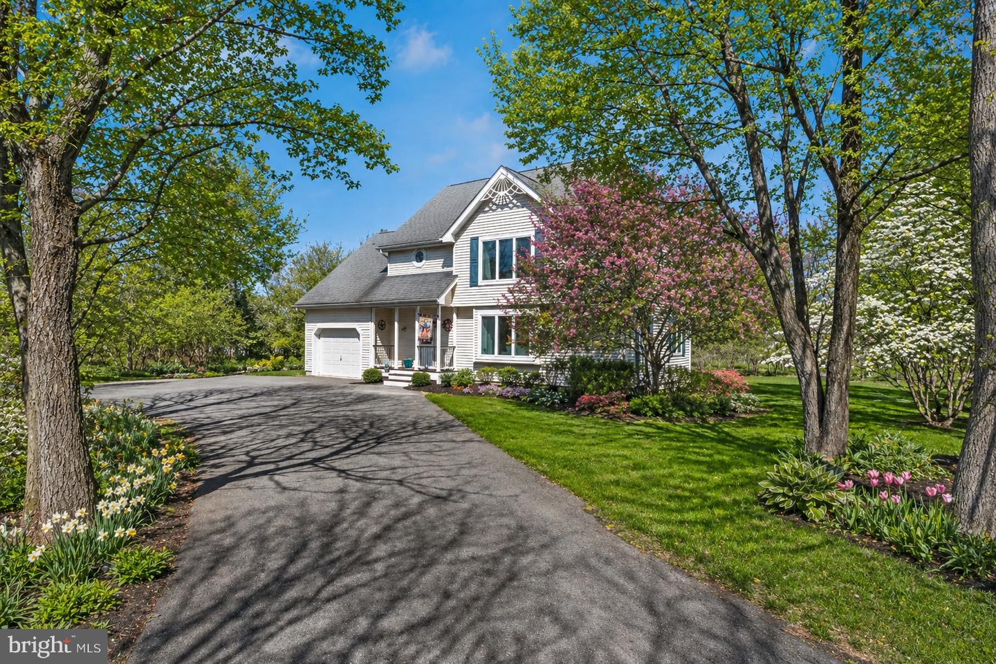 1244 Quiet Hills Lane, Effort