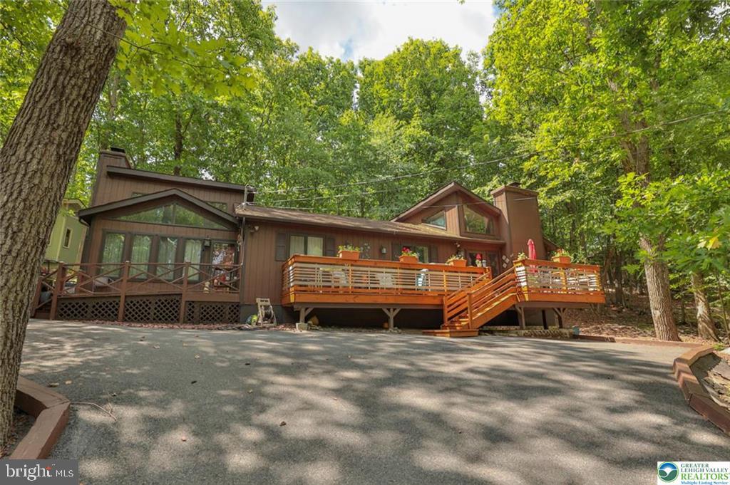 2114 Lansdale Drive