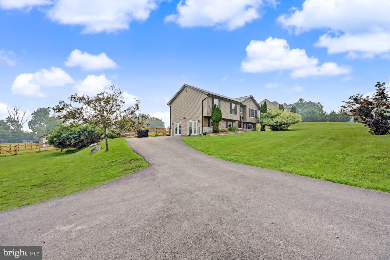 2527 Highland Circle