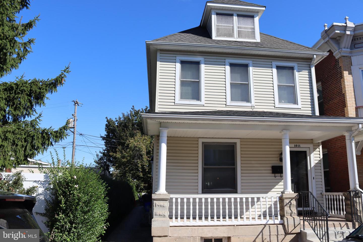 1611 Ferry Street, Easton