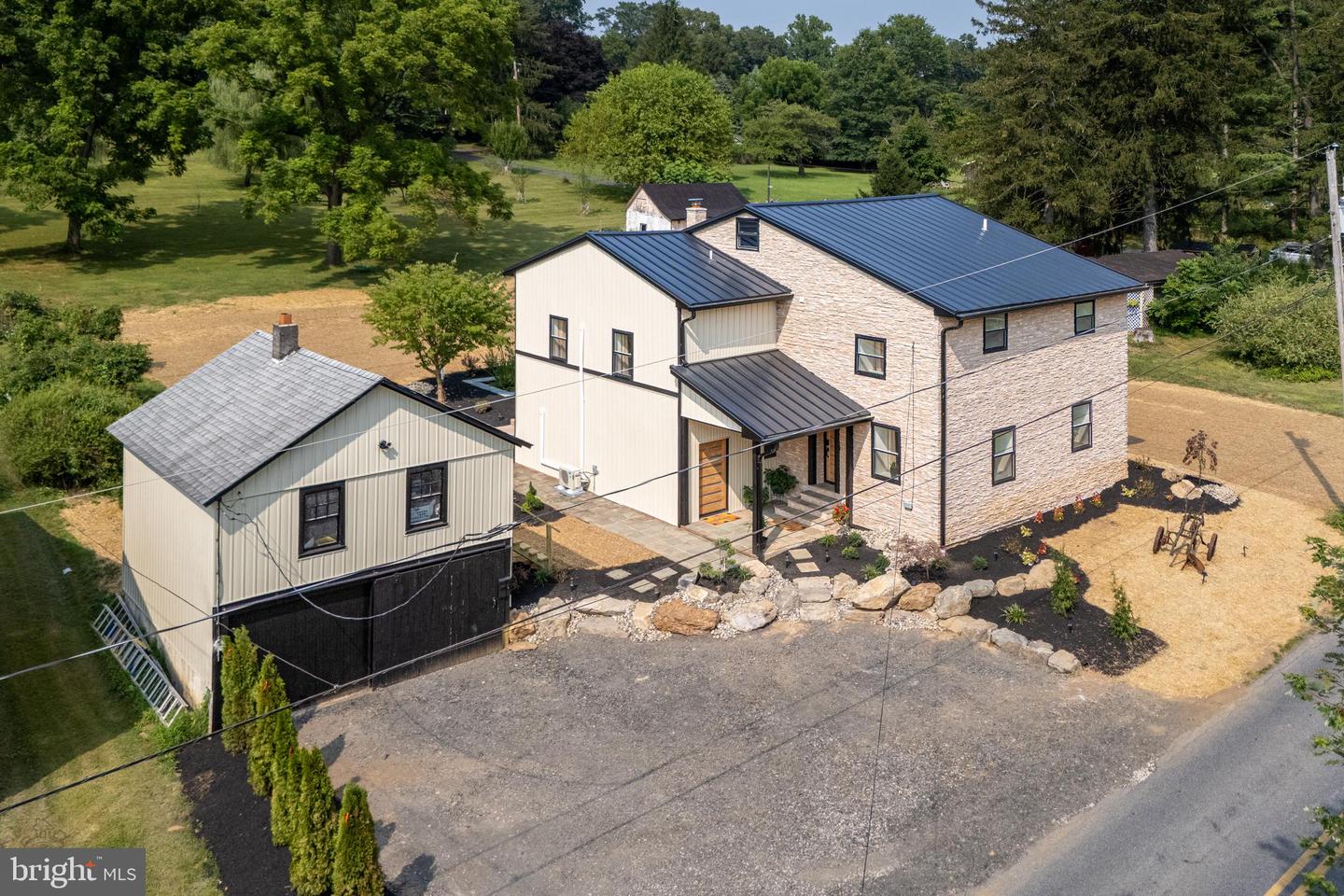 2477 Wassergass Road, Hellertown