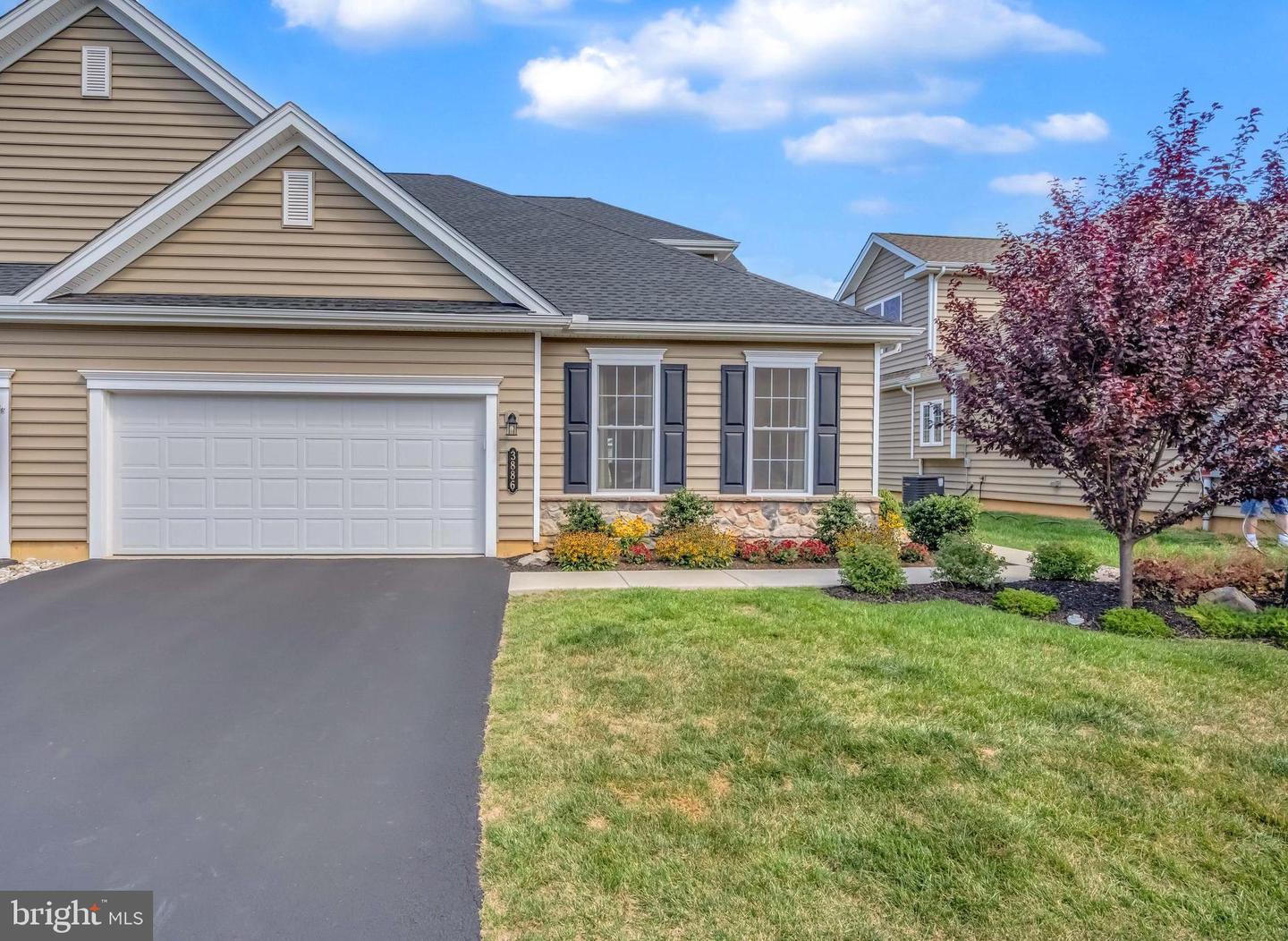 3886 Victors Way, Easton