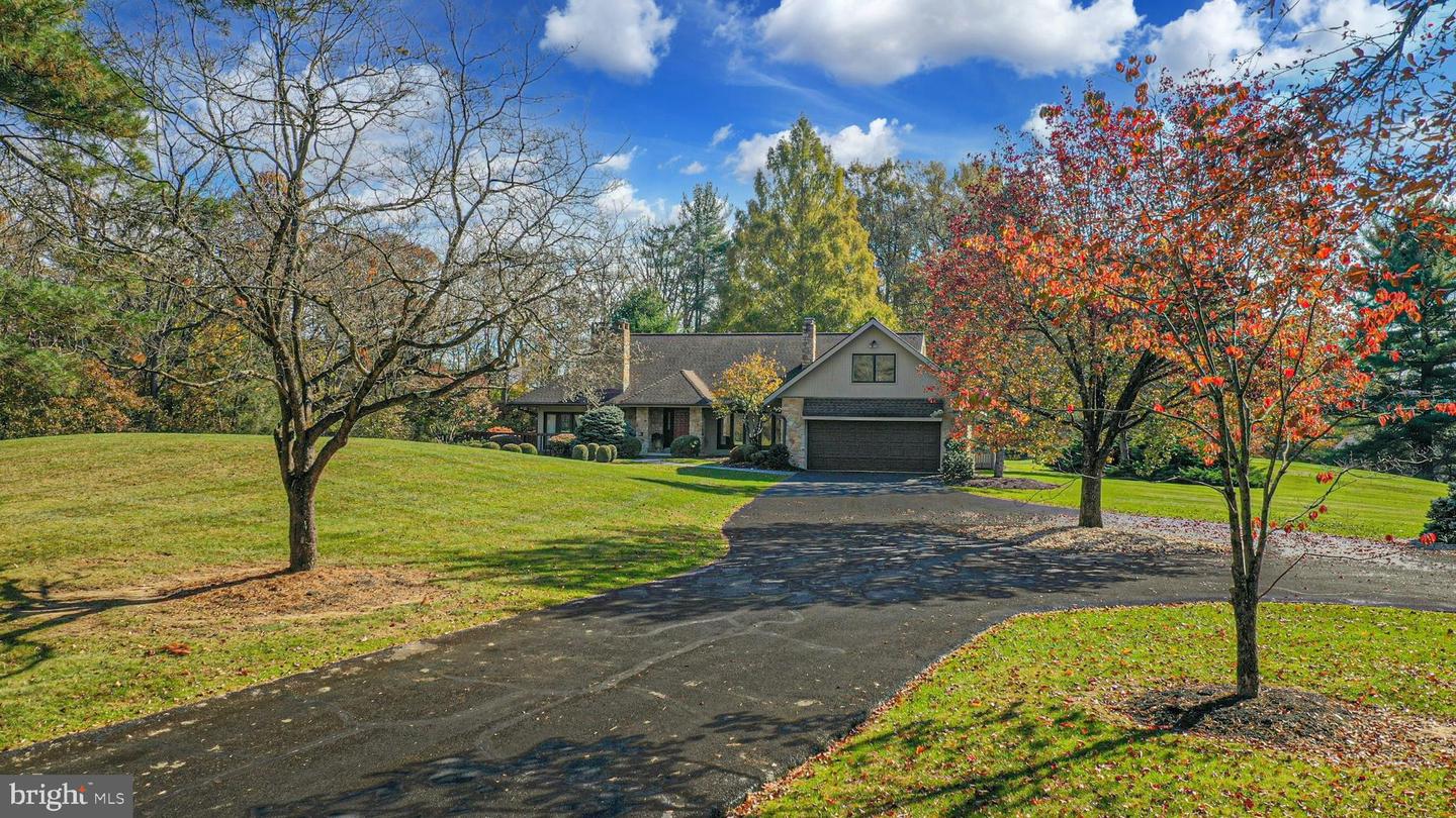 1588 Saucon Valley Road, Bethlehem