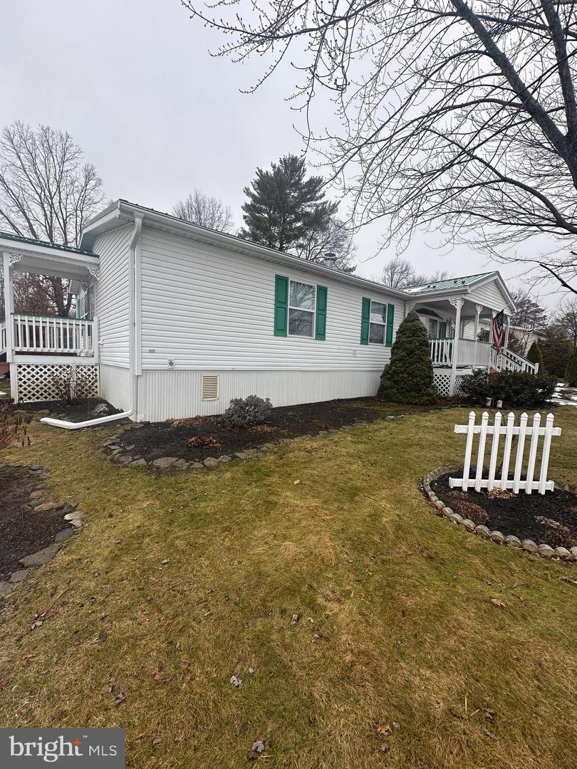 4162 Bunker Hill Ln W, Walnutport