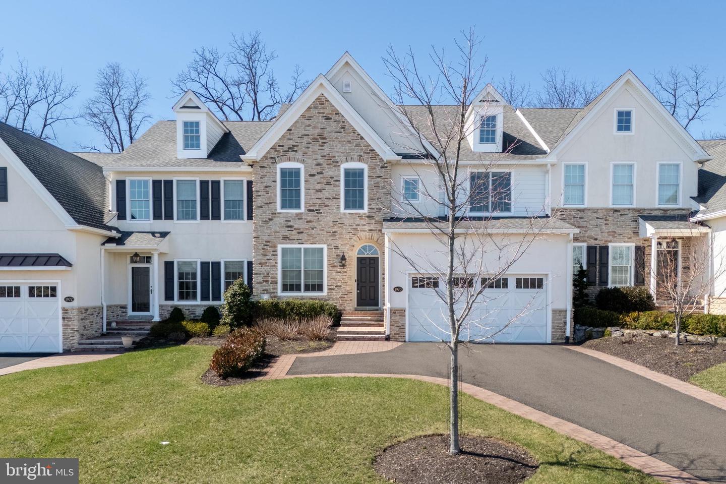 1970 Carriage Knoll Drive
