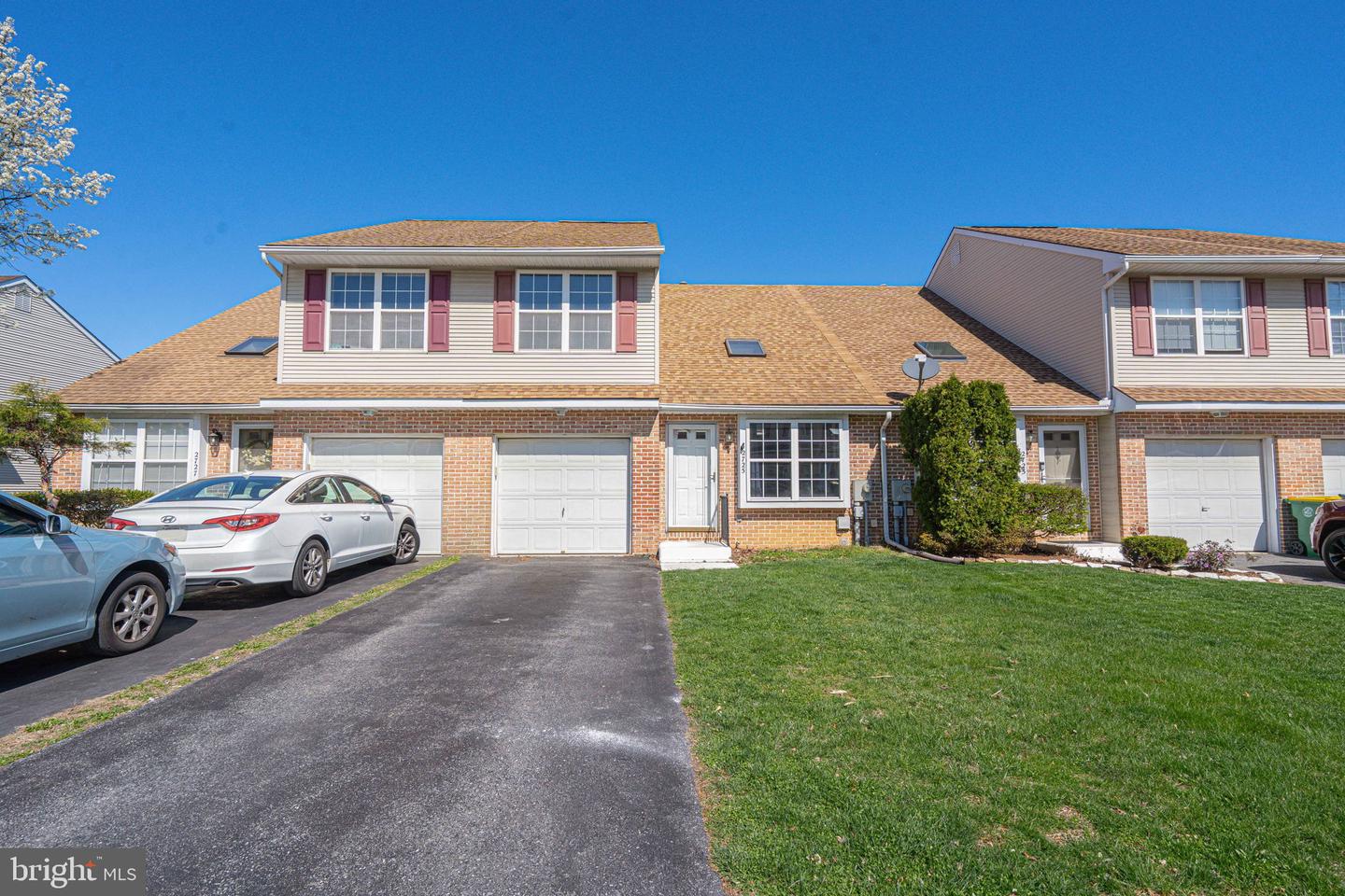 2725 Victoria Lane, Easton