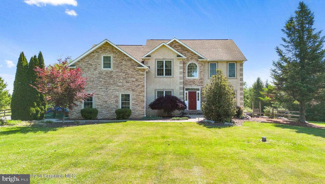 562 Country Club Road, Easton