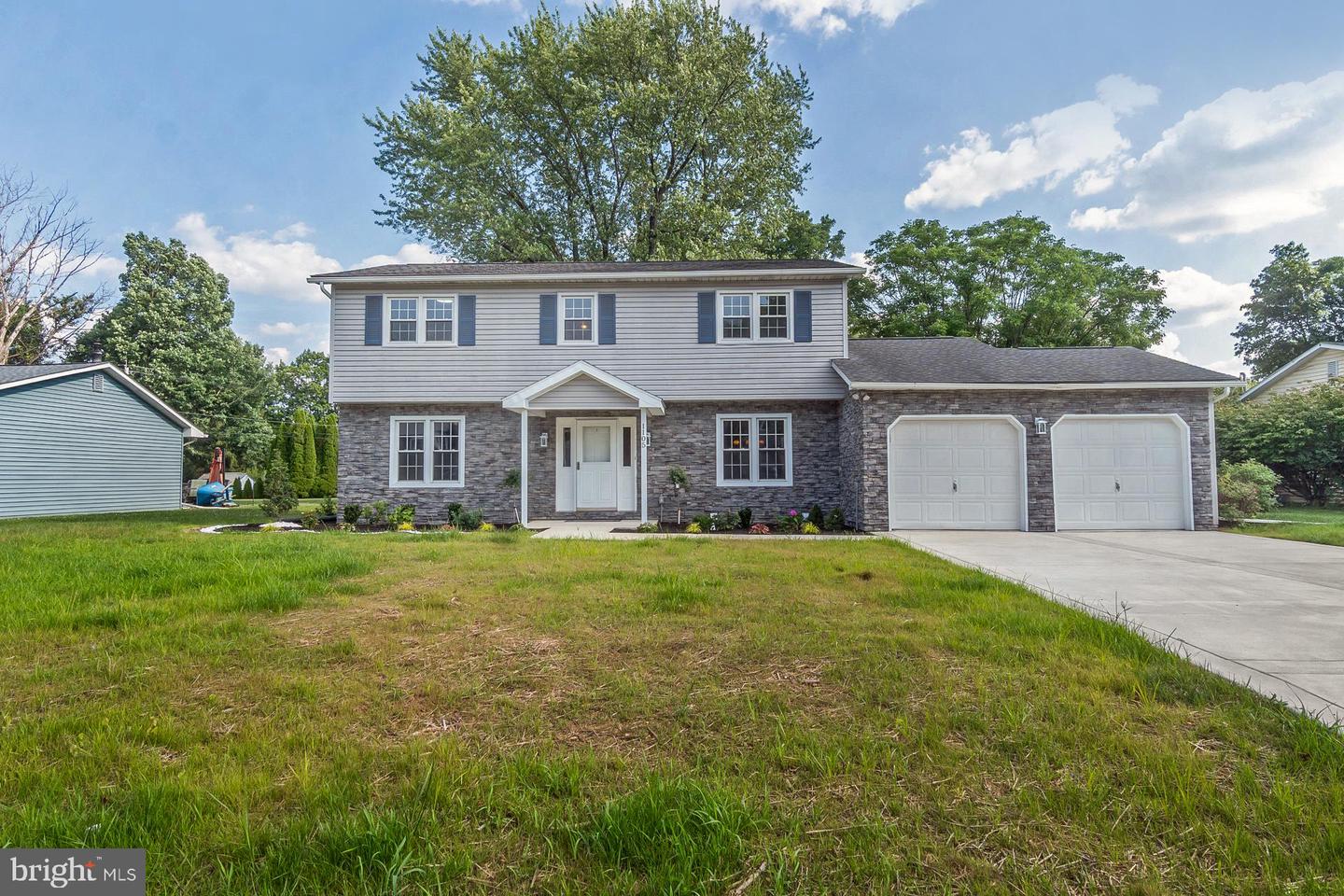 1105 Brentwood Avenue