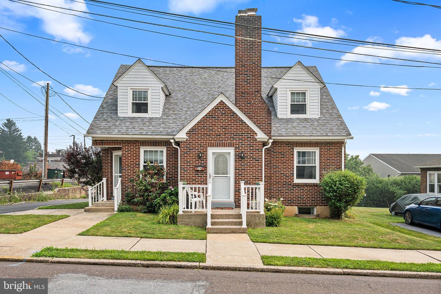 24 Sycamore Street, Hellertown
