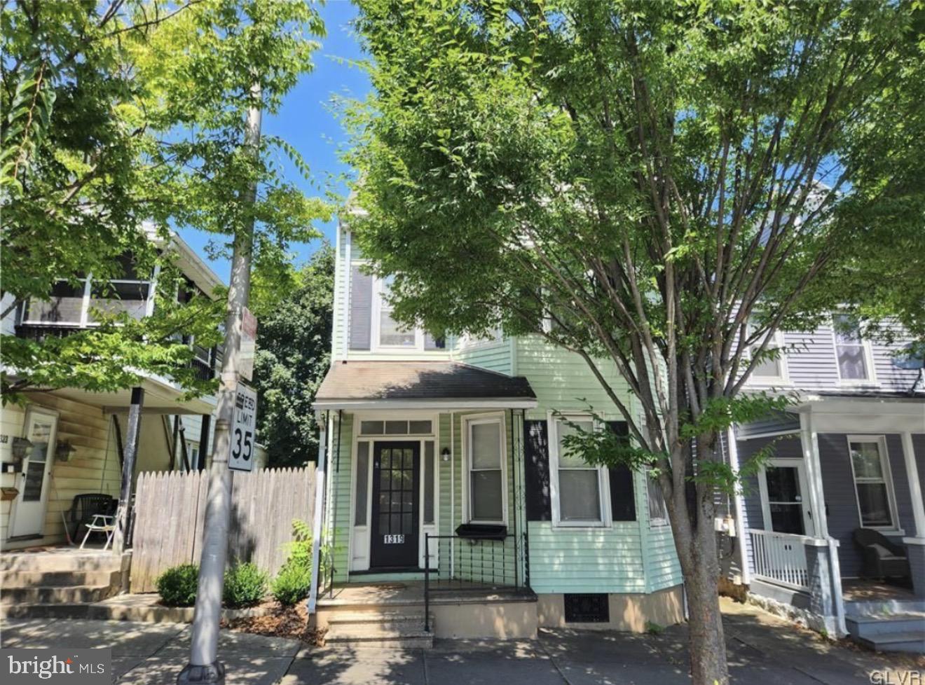 1319 Northampton Street