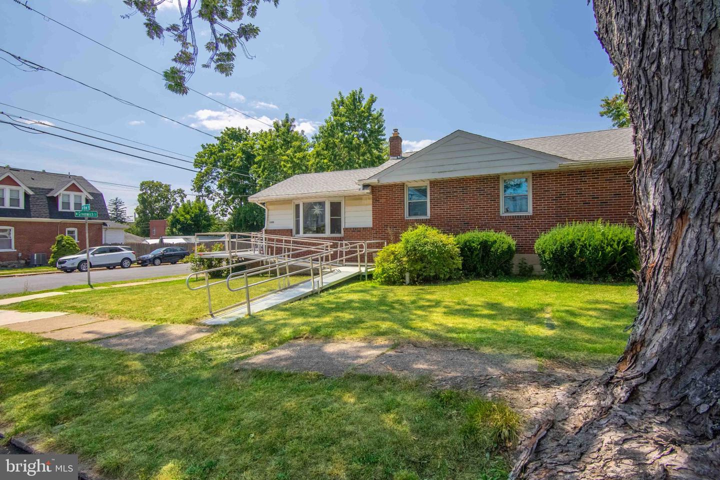 1403 N New Street