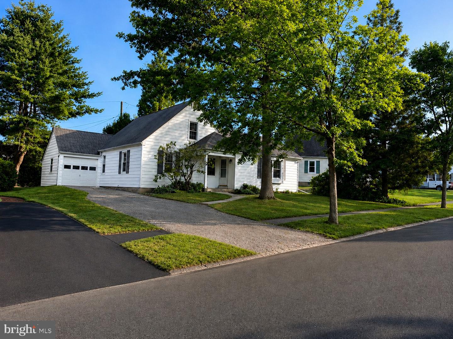 974 Juniper Road