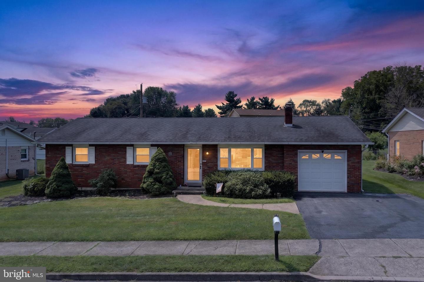 1130 Westbury Drive