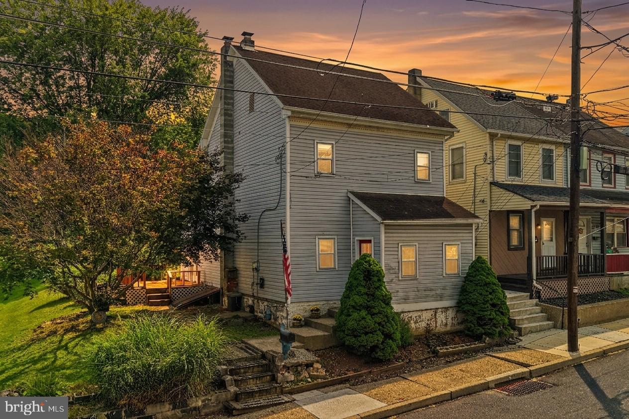 148 Monroe Street