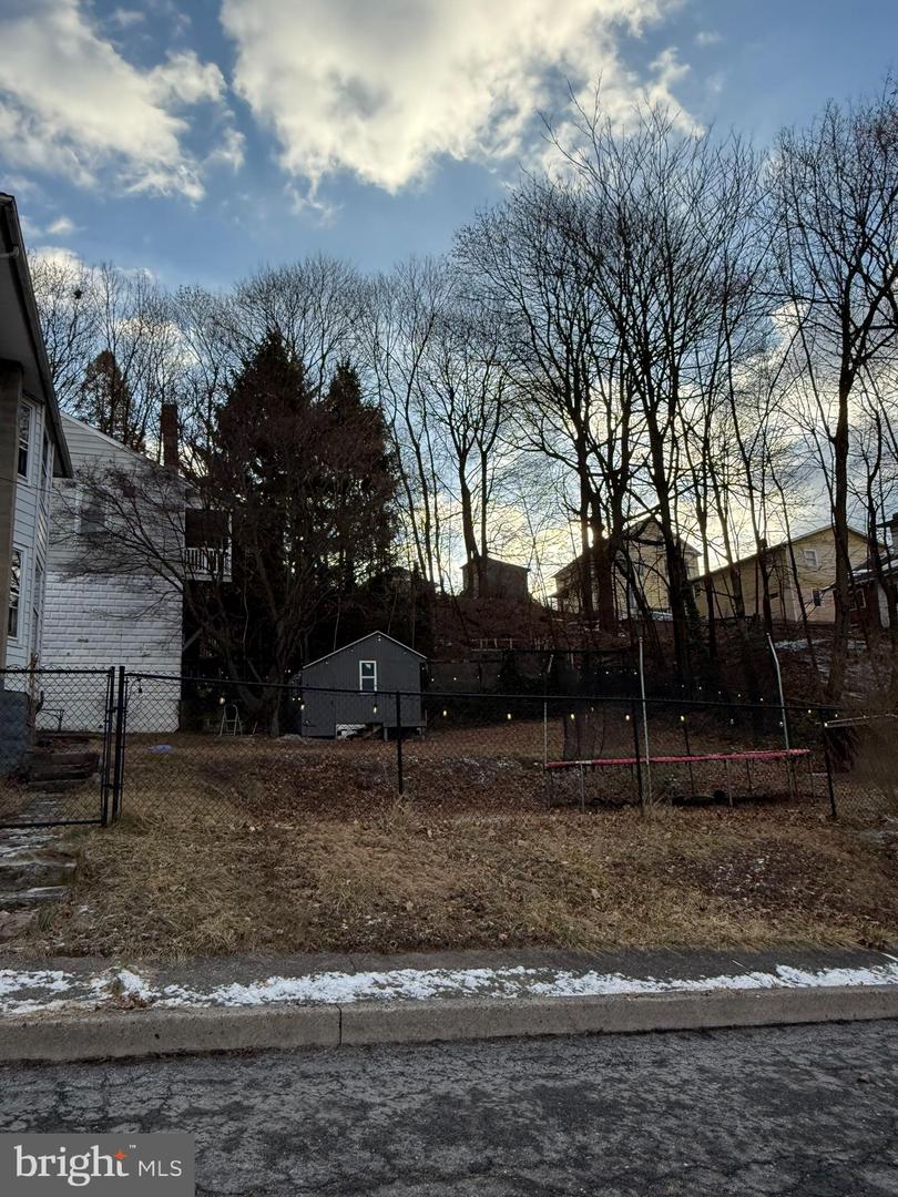 1019 N Cherry Street, Shamokin